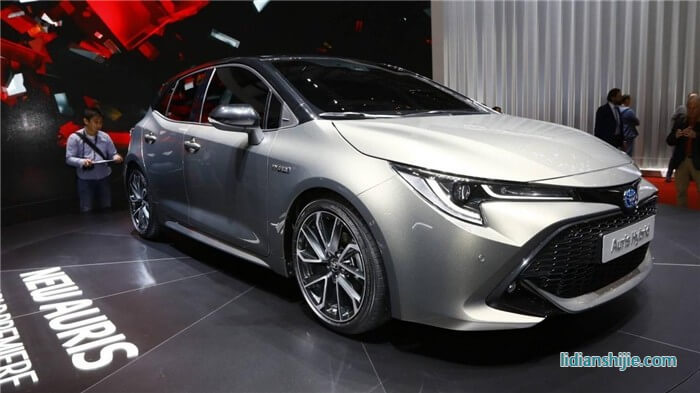 豐田Auris