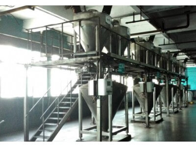 深博自動化 鋰電池材料自動配料機(jī) 自動稱重配混料系統(tǒng)