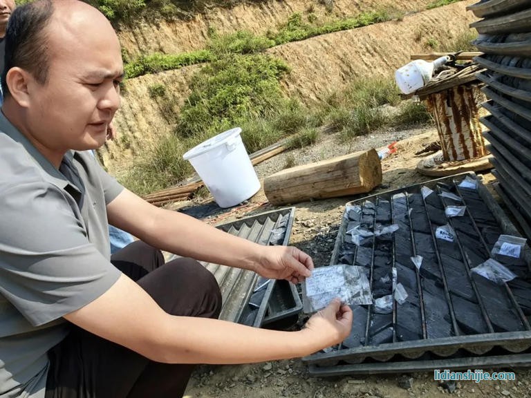 湖南發(fā)現(xiàn)儲量億噸級錳礦